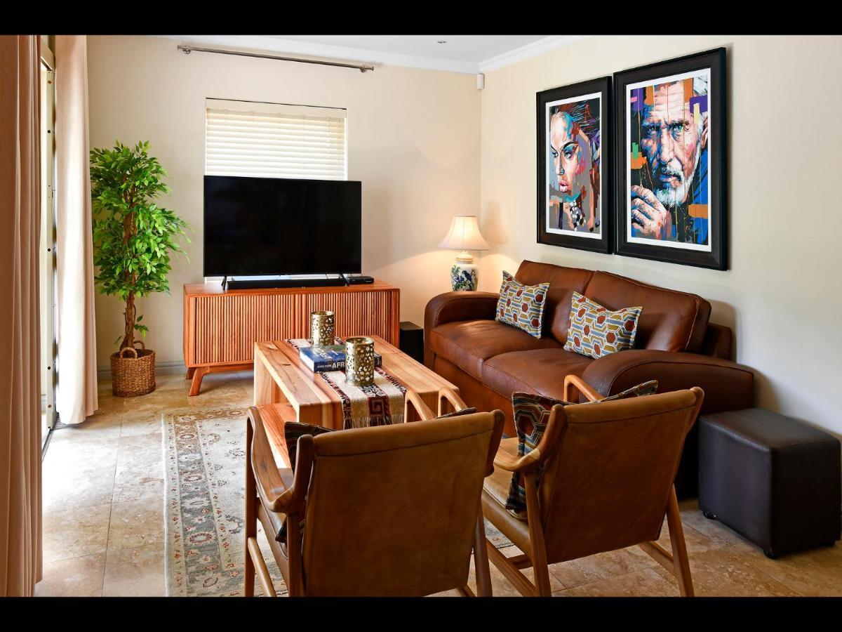 Sorbonne 1 - No Loadshedding Apartment Franschhoek Ngoại thất bức ảnh